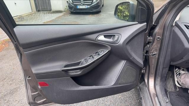 Ford Focus image 5