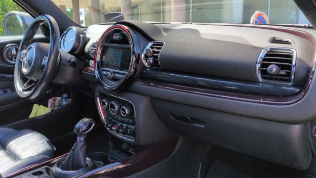 Mini Clubman image 3