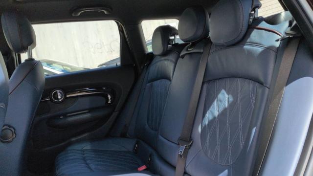 Mini Clubman image 1