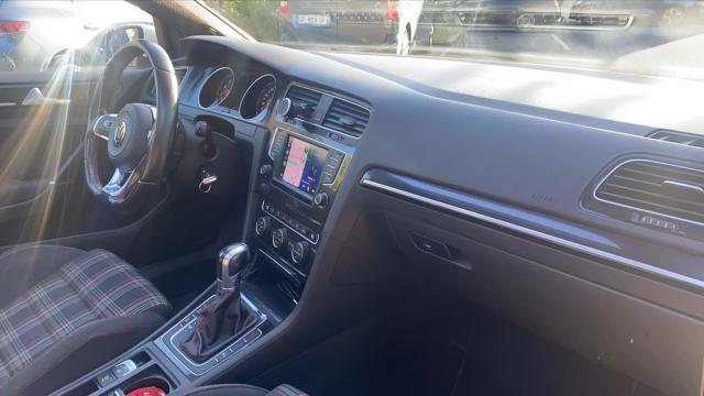 Volkswagen Golf image 5