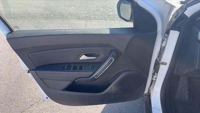 Dacia Duster image 4