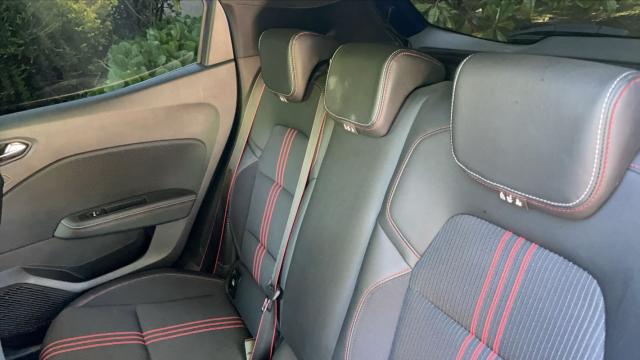 Renault Clio image 1