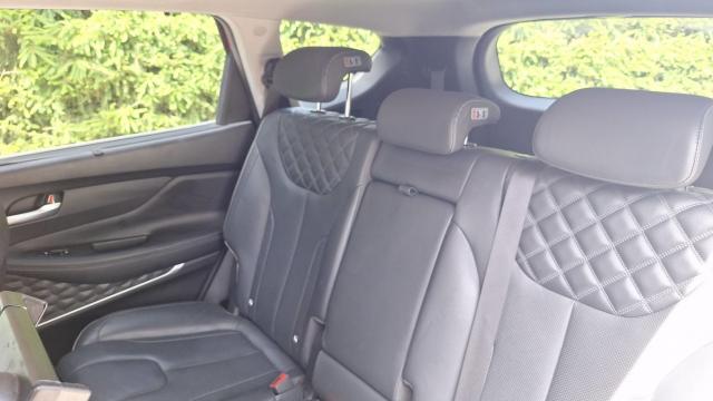 Hyundai Santa Fe image 8