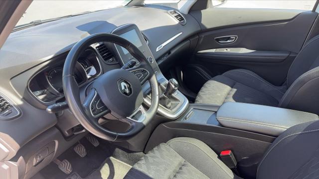 Renault Grand Scénic image 6