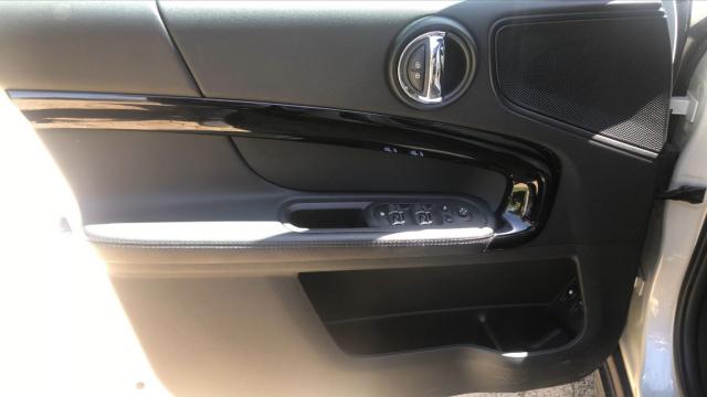 Mini Countryman image 9