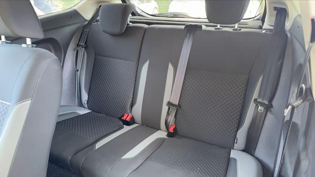 Ford Fiesta image 9