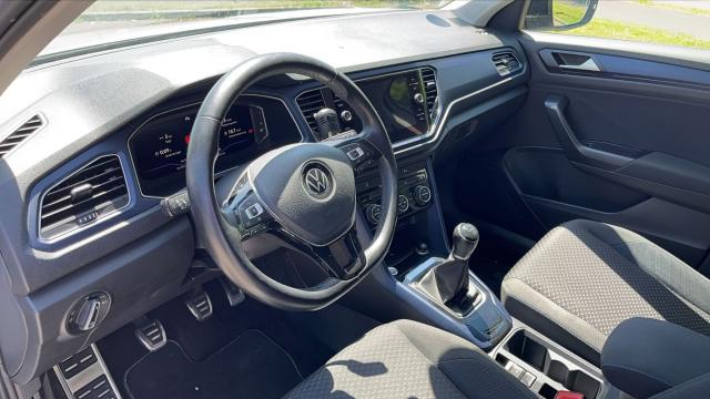 Volkswagen T-Roc image 7