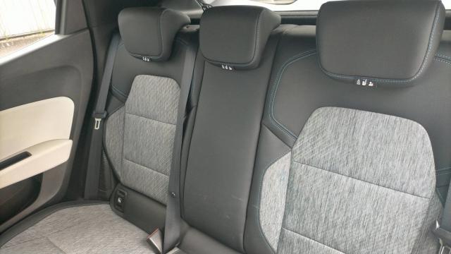 Renault Clio image 9