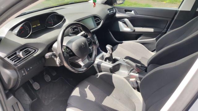 Peugeot 308 image 7
