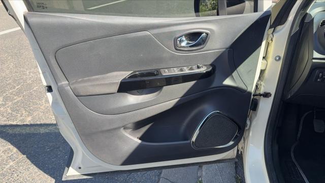 Renault Captur image 9