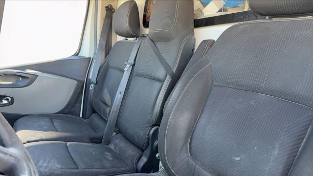 Renault Trafic image 9