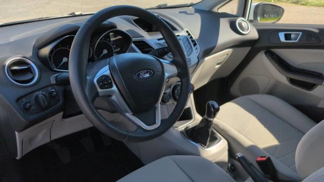 Ford Fiesta image 8