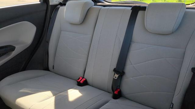 Ford Fiesta image 5
