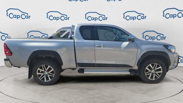 Toyota Hilux image 2