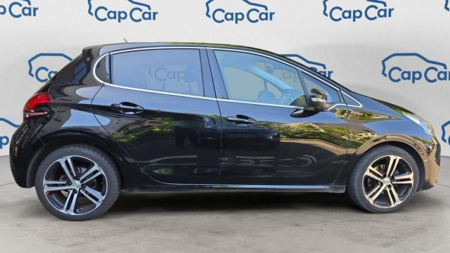 Peugeot 208 image 9