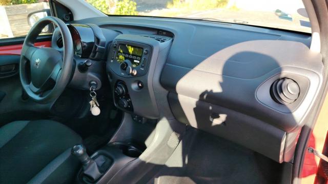Peugeot 108 image 2