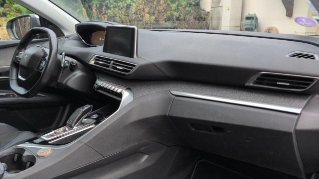 Peugeot 3008 image 5