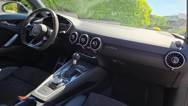 Audi Tt Rs image 7