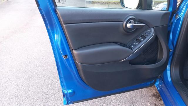Fiat 500x image 2