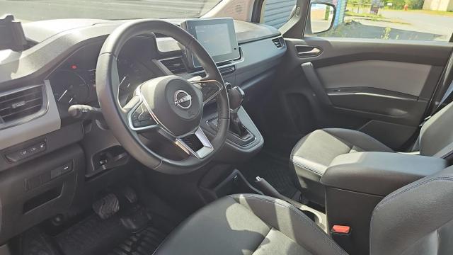 Nissan Townstar image 9