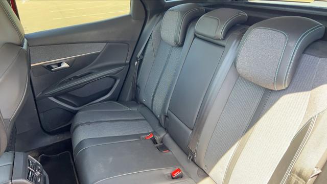 Peugeot 3008 image 9