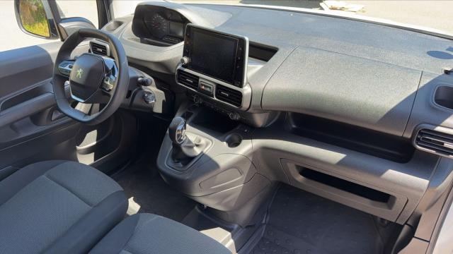 Peugeot Partner image 1