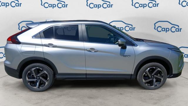 Mitsubishi Eclipse Cross image 2