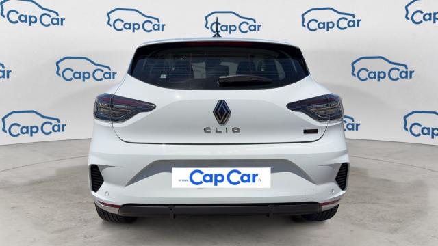 Renault Clio image 2