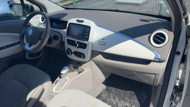 Renault Zoe image 2