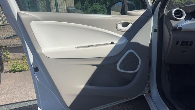 Renault Zoe image 8