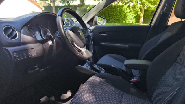 Suzuki Vitara image 4