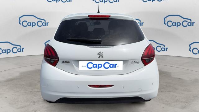 Peugeot 208 image 7