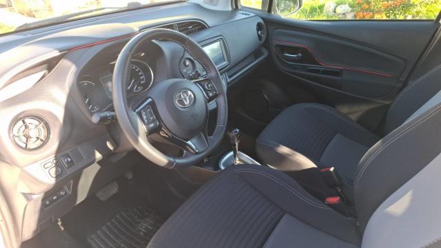 Toyota Yaris image 9