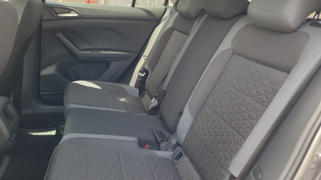 Volkswagen T-Cross image 3