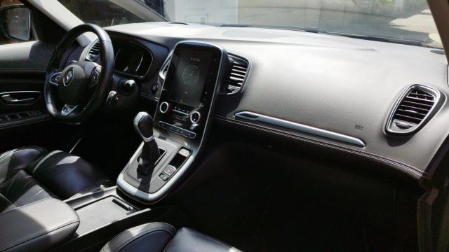 Renault Grand Scénic image 1