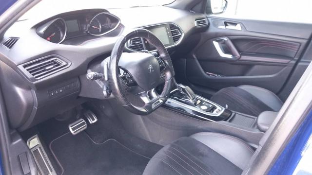 Peugeot 308 image 2