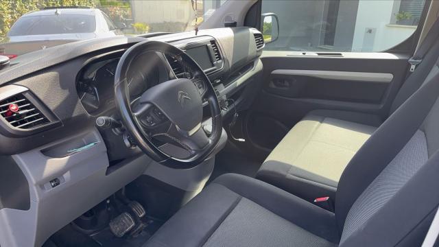 Citroen Jumpy image 8