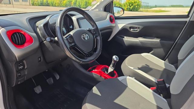 Toyota Aygo image 8