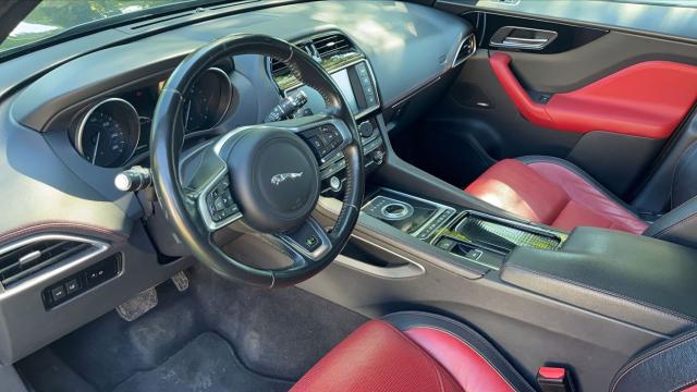 Jaguar F-Pace image 3