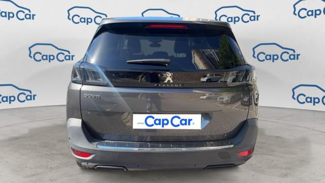 Peugeot 5008 image 1