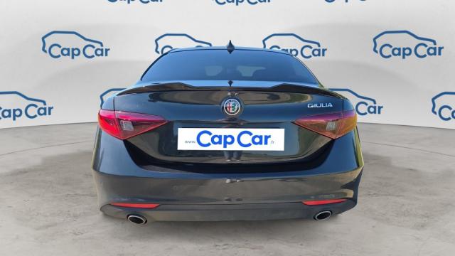 Alfa Romeo Giulia image 5
