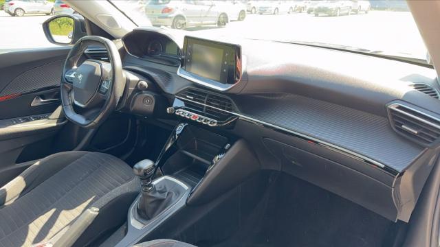Peugeot 2008 image 5