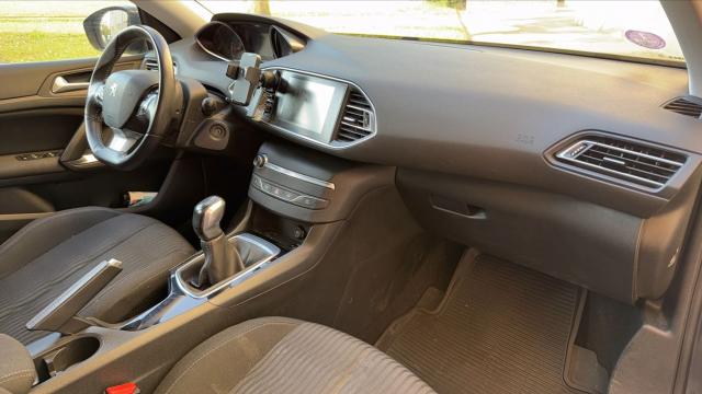 Peugeot 308 Sw image 2