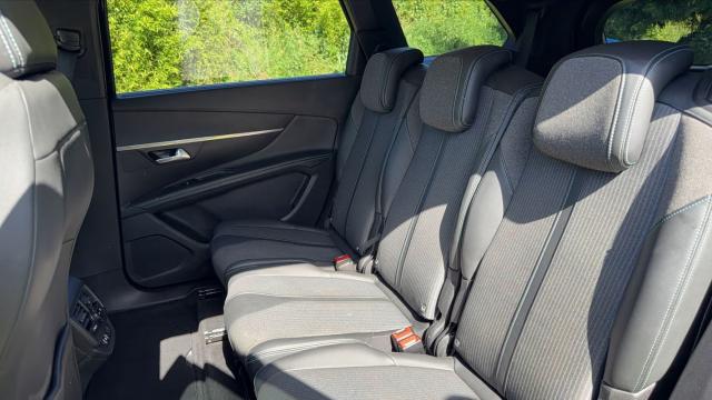 Peugeot 5008 image 6