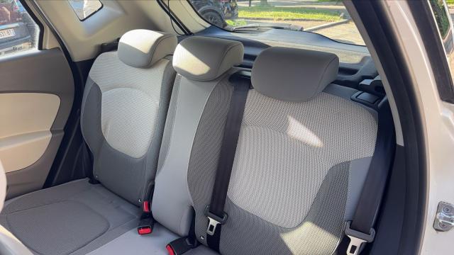 Renault Captur image 2