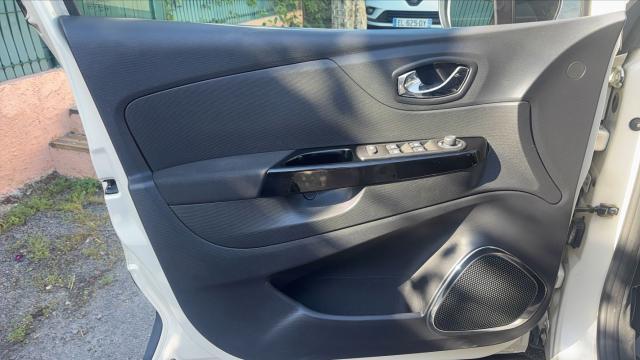 Renault Captur image 9