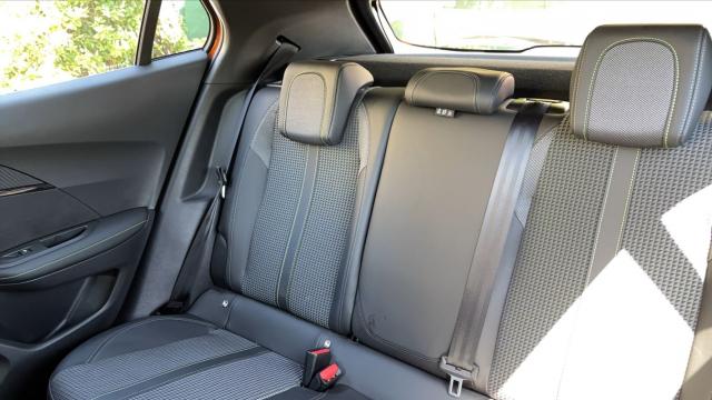 Peugeot 2008 image 5