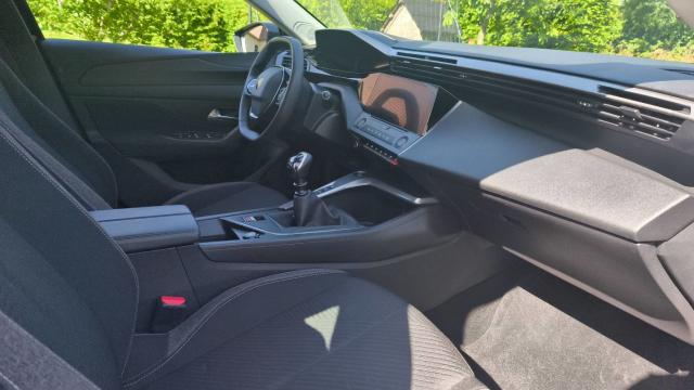 Peugeot 308 image 8