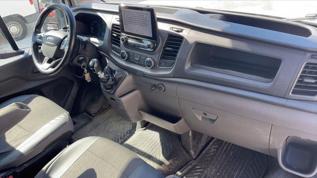 Ford Transit image 6
