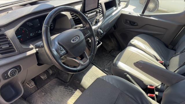 Ford Transit image 3
